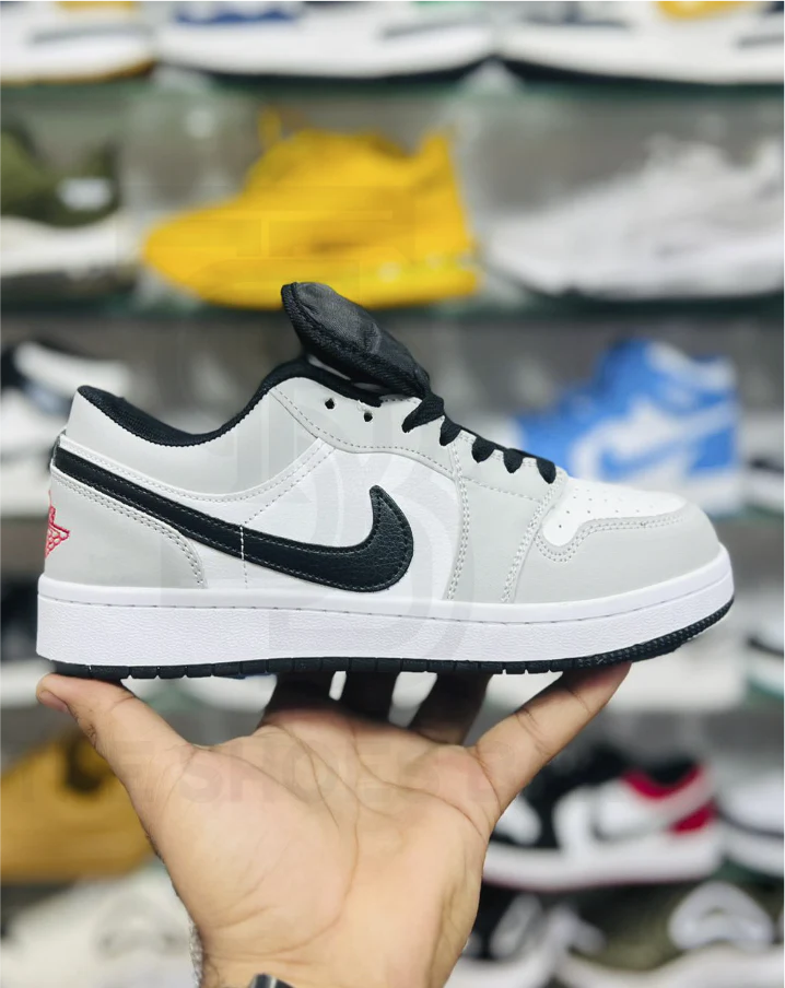 Nike Air Jordan Low Grey