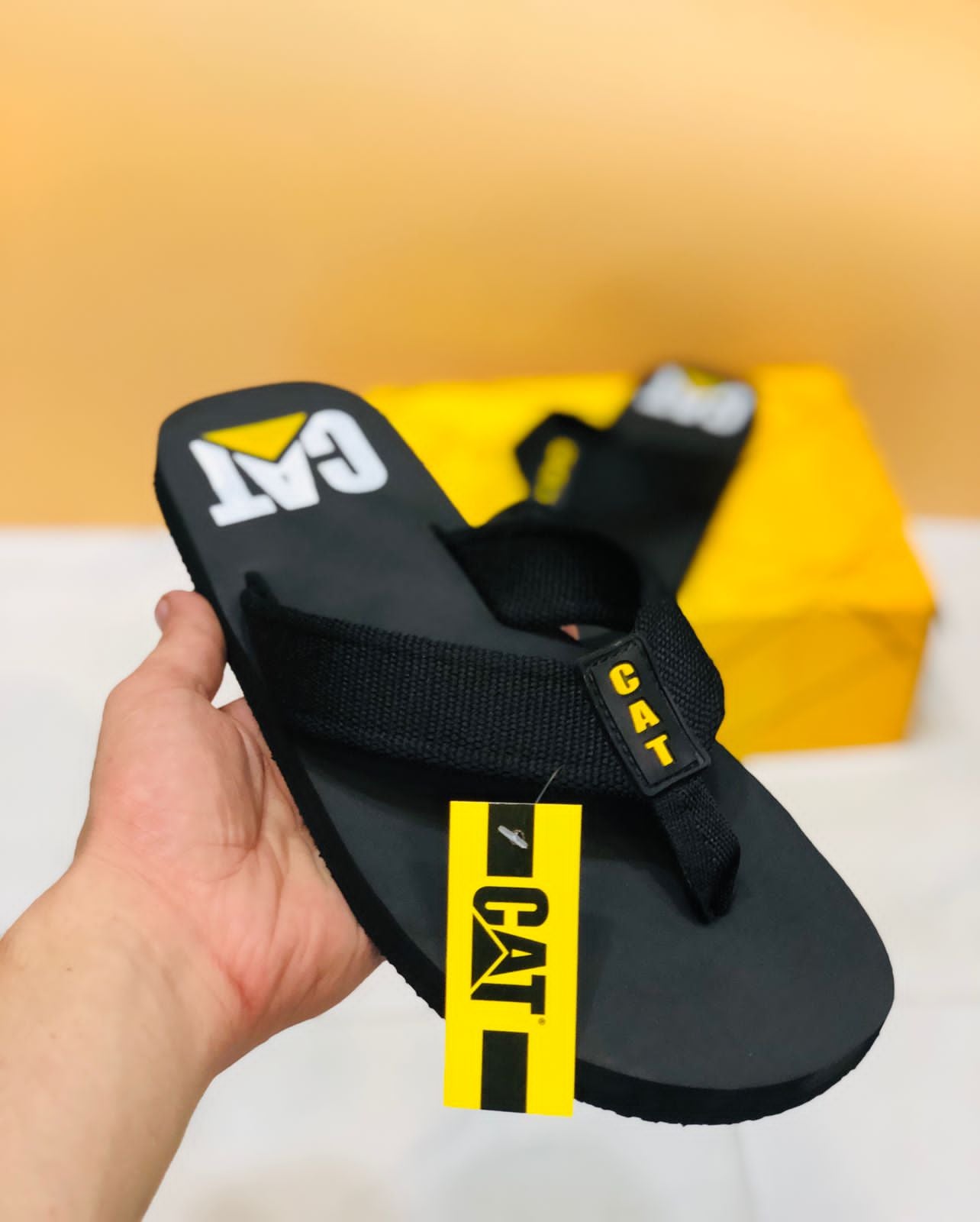 Stride Nest – Men’s Casual Comfort Slippers in Black